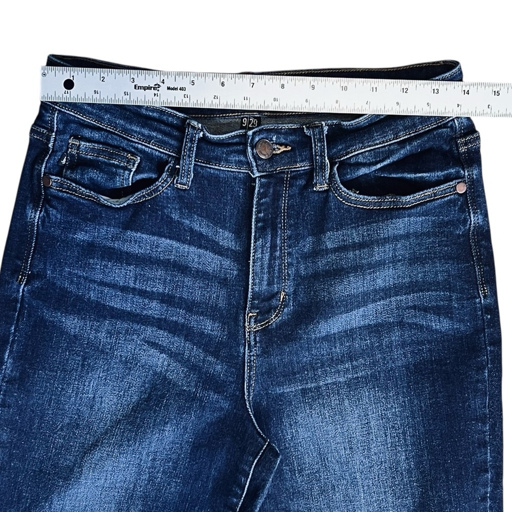 Judy Blue Mid-Rise Wide Leg Cropped Jeans in Blue - Picture 9 of 13